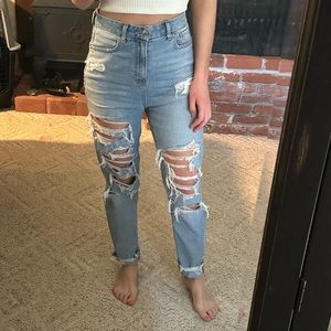 American Eagle High-Waisted Mom Jeans | Size: 0